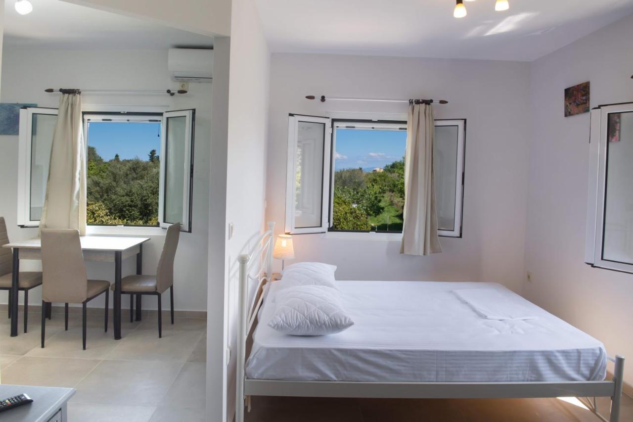 Boursinos Cozy Apartments Lefkada City Exterior photo