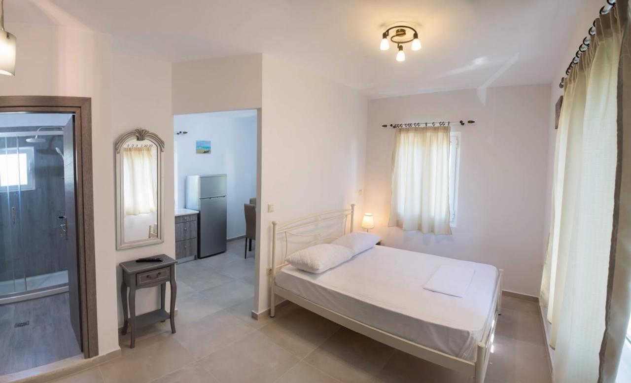 Boursinos Cozy Apartments Lefkada City Exterior photo